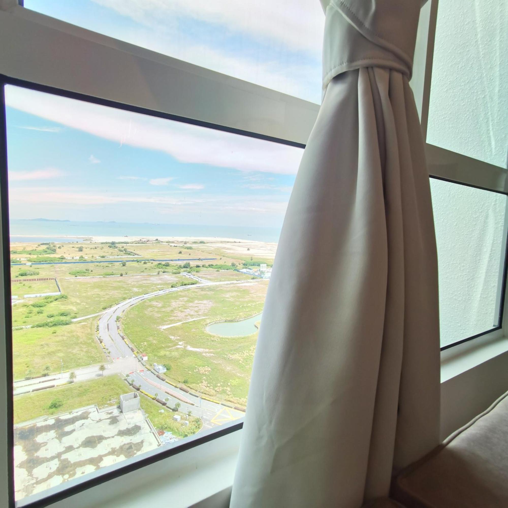 Amber Cove Seaview I Muji 2br I Game I 3-9pax Apartment